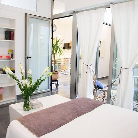 Beautiful Silent Apartment Private Parking Siviglia Esterno foto