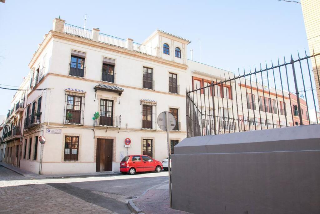 Beautiful Silent Apartment Private Parking Siviglia Esterno foto